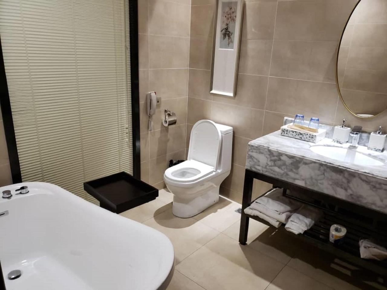 New England Atlantic Lumley Hotel מראה חיצוני תמונה